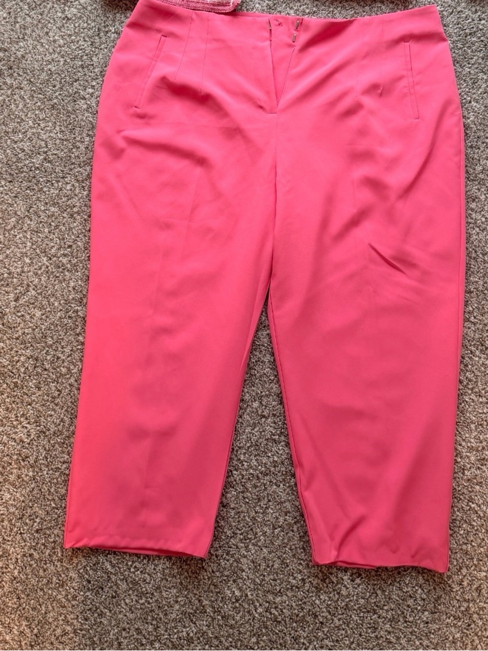 Cato Bright Pink Cropped Tailored Pants
